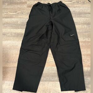 NIKE ACG Men's Fit Storm Outer Layer Ski Pants